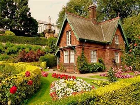 English Cottage Garten | Dream cottage, Brick cottage, Cottage garden ...