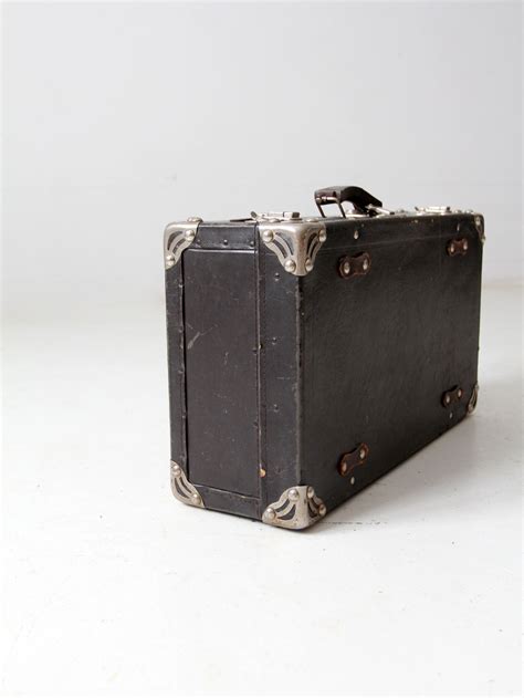 antique black suitcase – 86 Vintage