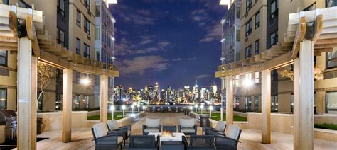 RiversEdge at Port Imperial - CallisonRTKL | Hotel interiors, Luxury apartments, Weehawken