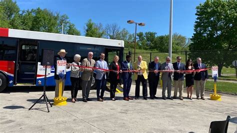 Tri-State Transit Authority unveils new buses | Mass Transit