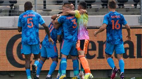 NYCFC scores in 90th minute to complete rally over LAFC - ABC7 New York