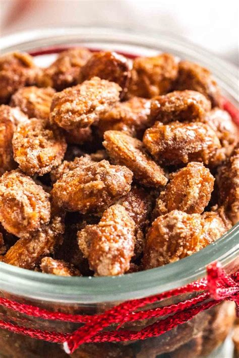 Easy Cinnamon Candied Almonds - Plated Cravings