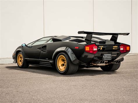 Pre-Owned 1988 Lamborghini Countach in Kelowna #ACO-1401* | August Luxury Motorcars