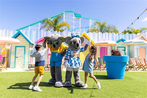 12 Essential Dreamworld Tips for a Fun Fueled Day | Queensland