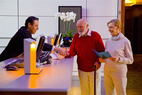 Hotel Discounts for Senior Travelers