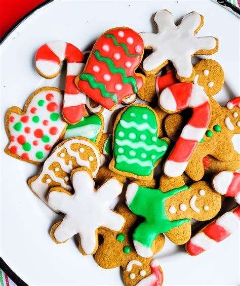 Irresistible Chewy Gingerbread Cookies - Beautiful Eats & Things