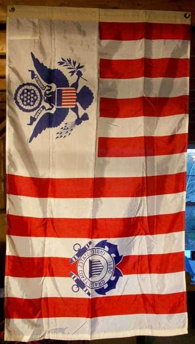 8109-46. [flag] U. S. Coast Guard Ensign c.1966-date. – lighthouseantiques