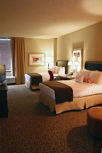 Doubletree Memphis Downtown Guest Rooms | www.memphisdowntow… | Flickr