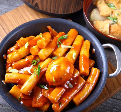 Tteokbokki: Reiskuchen aus Korea - Foodwiki - Lieferando