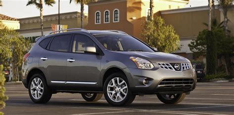 World Car Wallpapers: Nissan rogue 2011