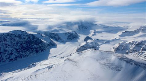 A recent reversal in the response of western Greenland’s ice caps to climate change – Woods Hole ...