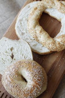 FOOD 101: Simits Vs. Bagels | The Nibble Webzine Of Food Adventures ...