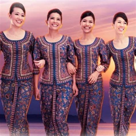 Singapore Airlines Kebaya Uniform, Women's Fashion, Dresses & Sets ...