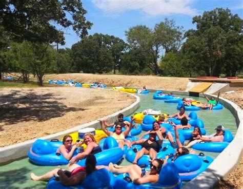 Which is the BEST lazy river in Texas? - Texas Family Resorts