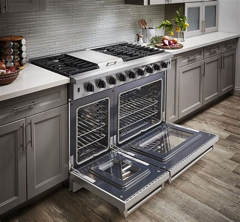 Questions and Answers: Thor Kitchen 6.8 cu ft Freestanding Double Oven Convection Gas Range ...