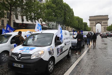 French police stage banned demo to demand government support | The ...