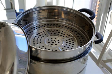 Stainless steel steamer - Maangchi’s Korean cooking kitchenware