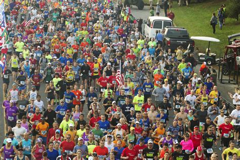 Photos: 2016 Marine Corps Marathon - WTOP News