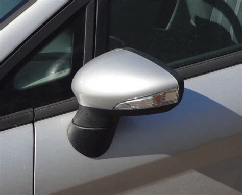 Different Types of Car Mirrors - Ace Glass