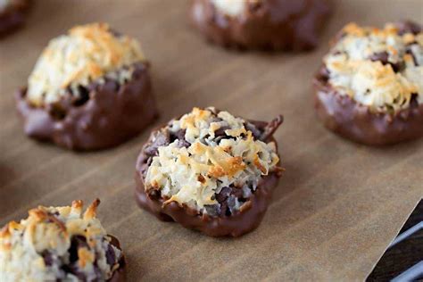 Chocolate Dipped Macaroons – Home Recipes