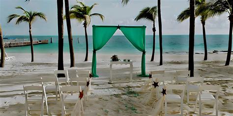 Beach wedding venue in Hotel Riu Palace Macao - Dominican Republic