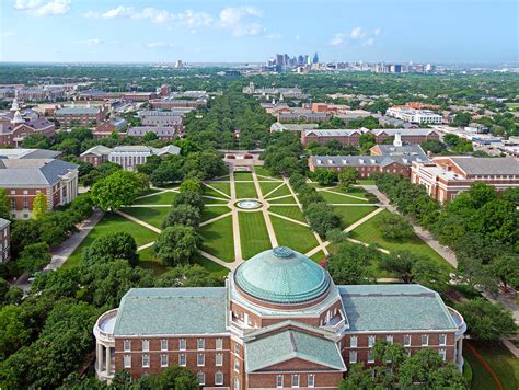 The 25 Most Beautiful College Campuses in America - Photos - Condé Nast ...