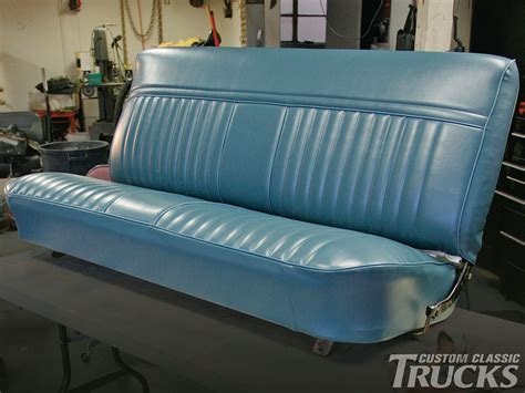 1986 Chevy Truck Bench Seat Replacement - Velcromag