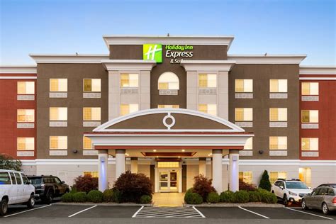 Holiday Inn Express & Suites Klamath, an IHG Hotel Klamath Falls, Oregon, US - Reservations.com