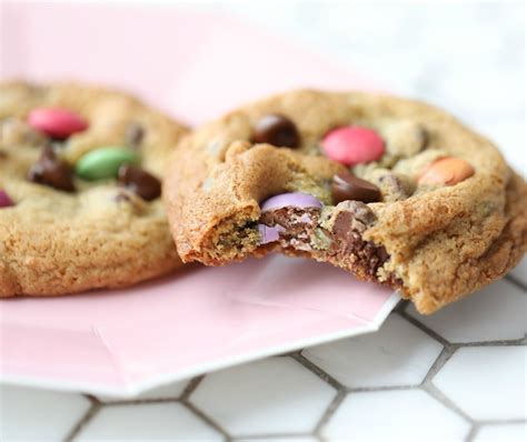 SMARTIES COOKIES - Passion 4 baking :::GET INSPIRED::: Smartie Cookies, Easy Baking Recipes ...