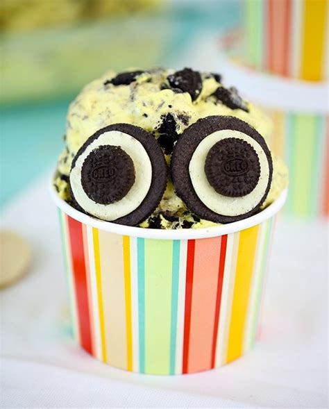 No Churn Minion Ice Cream Recipe (Banana & Oreo)! | Cutefetti