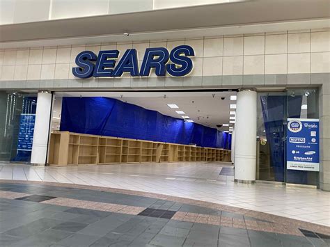 Sears Willowbrook Mall Experiment is Closing – Houston Historic Retail