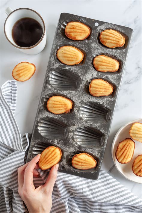 French Madeleines Recipe - Delizzious Food Fotografie en Styling Amsterdam