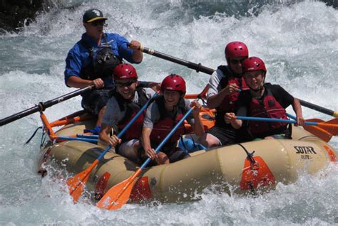 North Umpqua River Whitewater Rafting and Kayaking Day Trips - Oregon