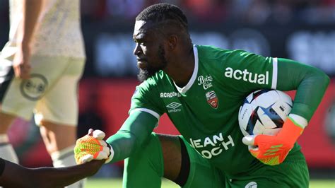 L'effectif du FC Lorient en 2022/2023 confirmé : Equipe première, équipe réserve et tous les ...