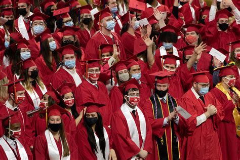 Miami University December graduates persevered through pandemic | News at Miami University