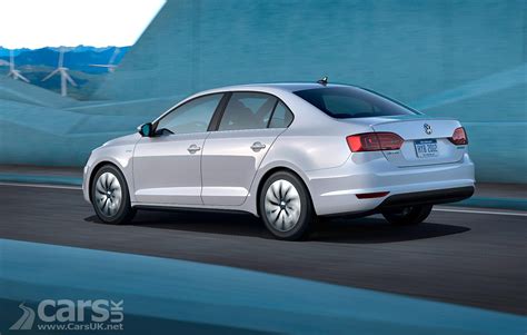 Volkswagen Jetta Hybrid unveiled