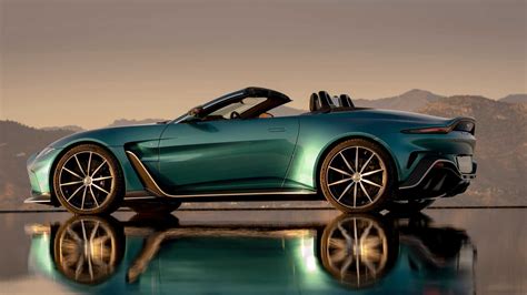 2023 Aston Martin V12 Vantage Roadster Debuts As A 690-HP Hair Dryer