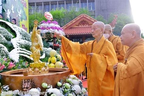 What are the 5 significant rituals in Buddhism?