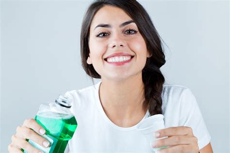 Do I Need A Daily Mouth Rinse? – Hall Family Dentistry