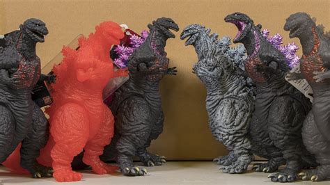 Shin Godzilla Bandai Figures Reviewed - YouTube