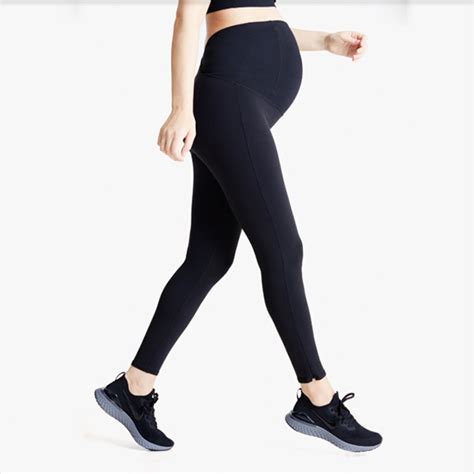 Best Maternity Leggings 2021 - Best Maternity Clothes for Pregnant Women