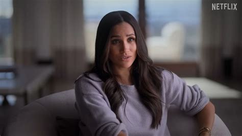 Meghan Markle wears a stunning lavender jumper in trailer for Netflix ...