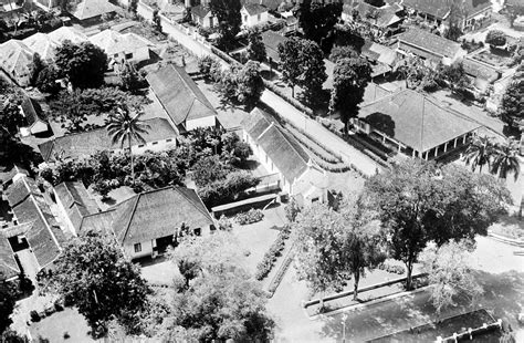 Salatiga Photo Archives: Aerial photo of Salatiga Catholic Church (1928)