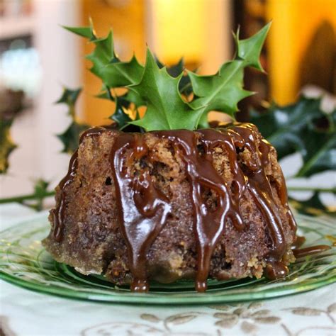 Charles Dickens-Style Traditional Christmas Figgy Pudding Recipe