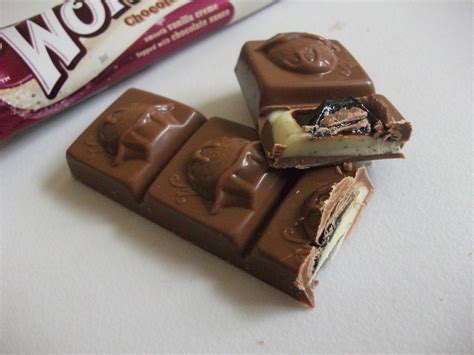 Nestlé Wonka Chocolate Nice Cream Bar Review