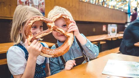 How to Make Bavarian Soft Pretzels for Oktoberfest - Beers with Mandy