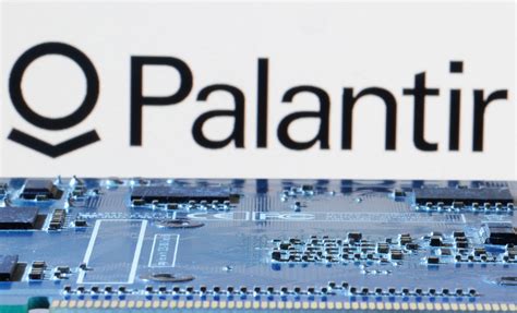 Pentagon awards $480 million deal to Palantir for 'Maven' prototype ...