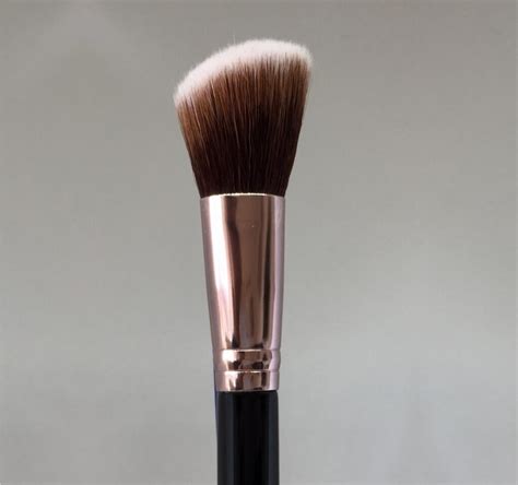 Bronzer Brush