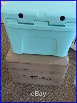 YETI Limited Edition Seafoam Green Tundra 35 Cooler New in original box