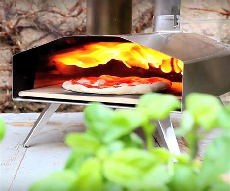 Uuni 2S Portable Wood-Fired Pizza Oven